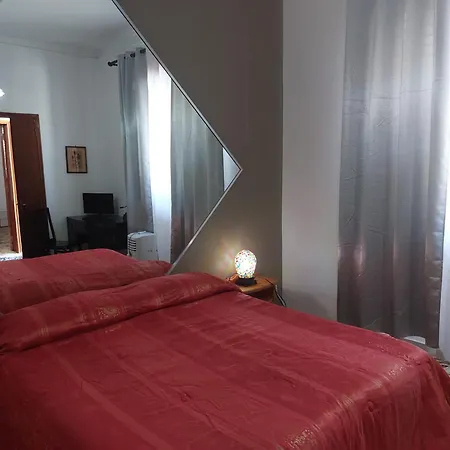 House Albachiara Апартаменти